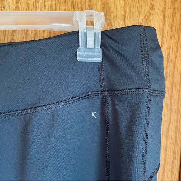 Danskin NOW Fitted Athletic Capri DriMore Leggings, Gray, Size XXL - Picture 3 of 8